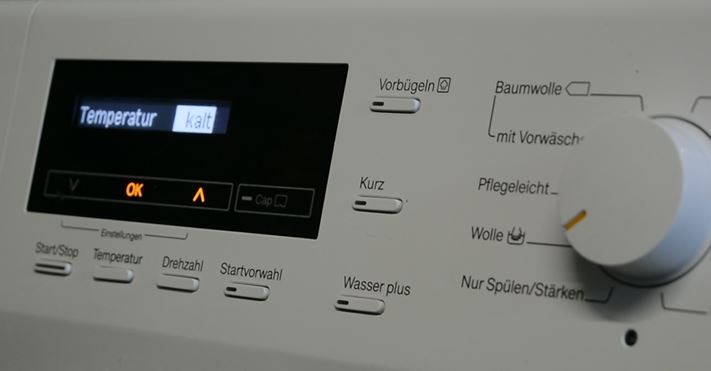 Wollwaschgang oder Kaltwaschganz auswählen Waschen Schurwoll-Decke