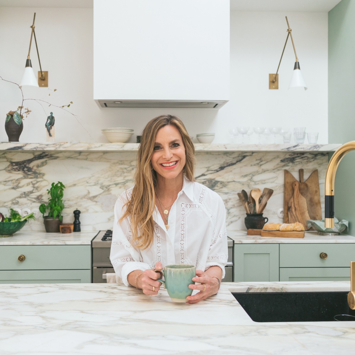 Martina Hausel in ihrem selbst gestalteten neuen Heim FG CreamyHorse_Niederbayern_web20sq