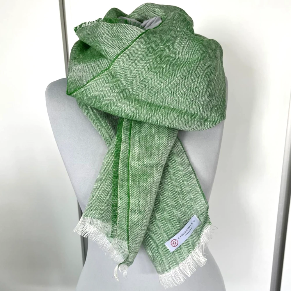 Leinenschal Apple Green Grüner Leinenschal aus Irland