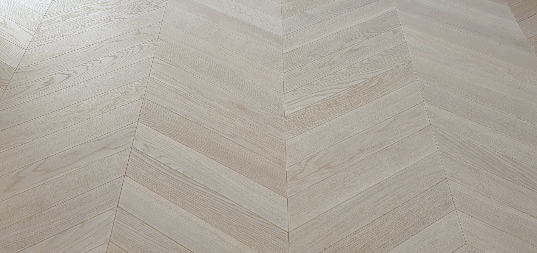 Französisches Fischgrät 60 °, Eiche massiv, Noblesse Polar White Chevron Massivholz, weißes Parkett