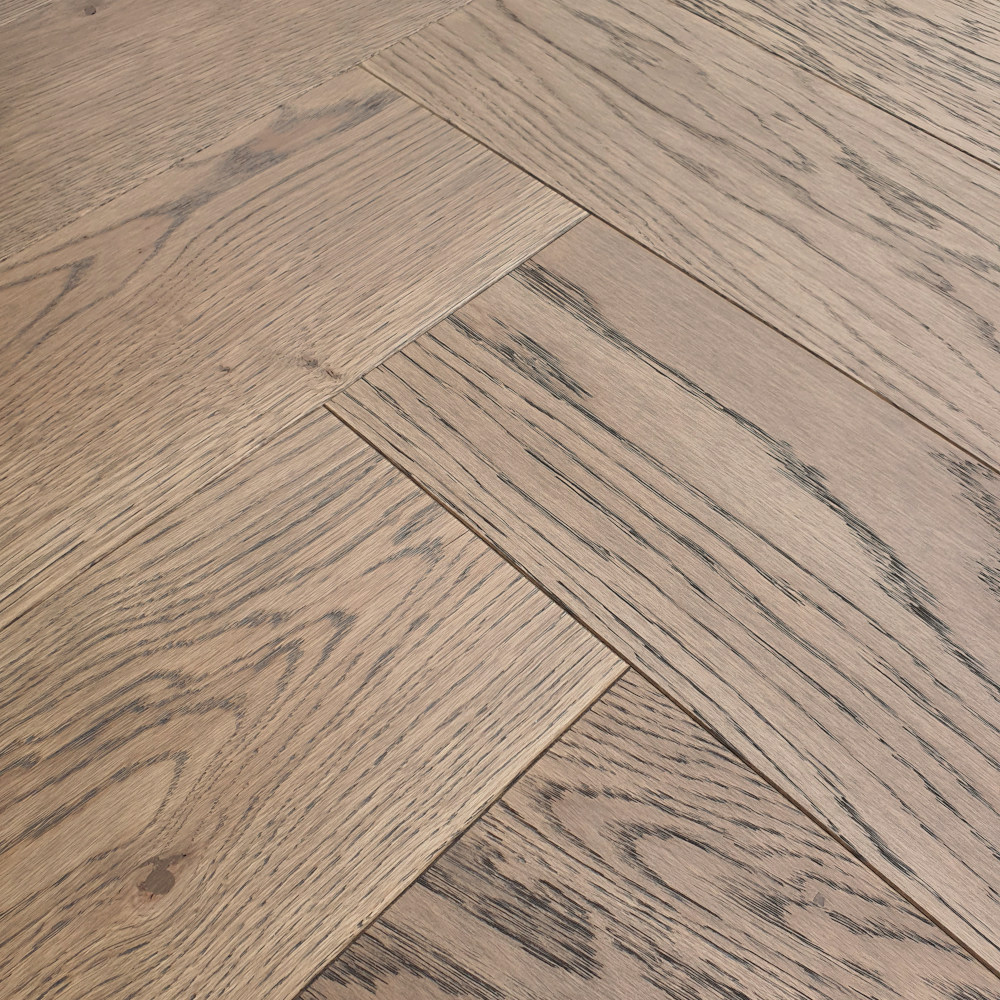 Fischgrätparkett Eiche "Prestige Pecan" Herringbone brown, Hartwachsöl