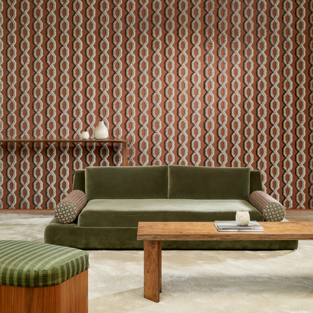 Franges Chestnut - Le Couturier Rote Tapete im Wohnzimmer