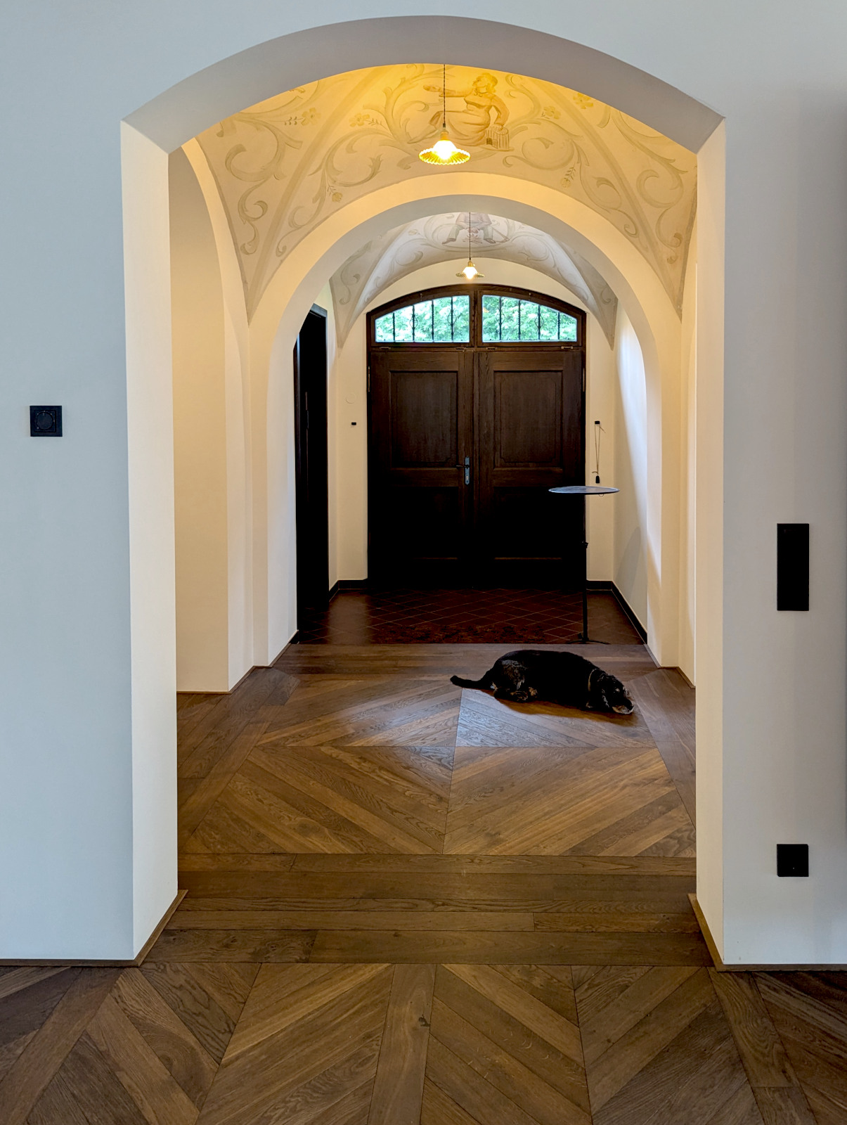 Französisches Fischgrät Eiche Toulon dark (geräuchert) Dunkles Chevron, Leiterparkett, Räuchereiche