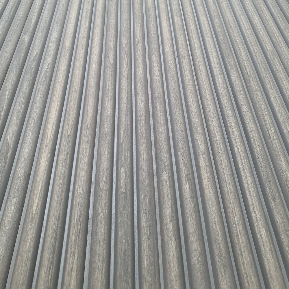 Wandpaneel Massivholz Wave, Farbton Clay Wandverkleidung Holz Grau Wellenmuster
