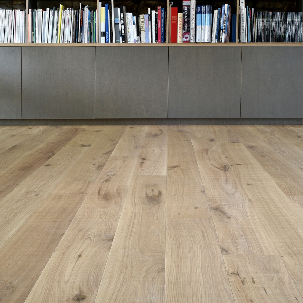 Eichendielen Clear White Sägerau Sägeraue Eichendielen in Classic-Sortierung