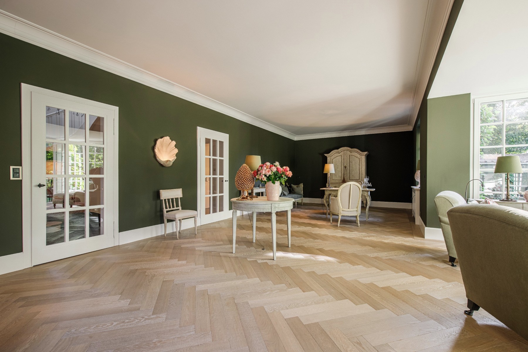 Fischgrät Eiche Antik Sägerau Cristal Grey Antikparkett Schweiz Villa