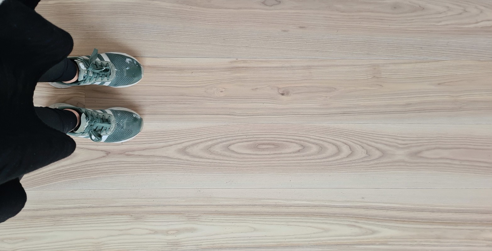 Dielen Esche Clear White Helle Eschendielen