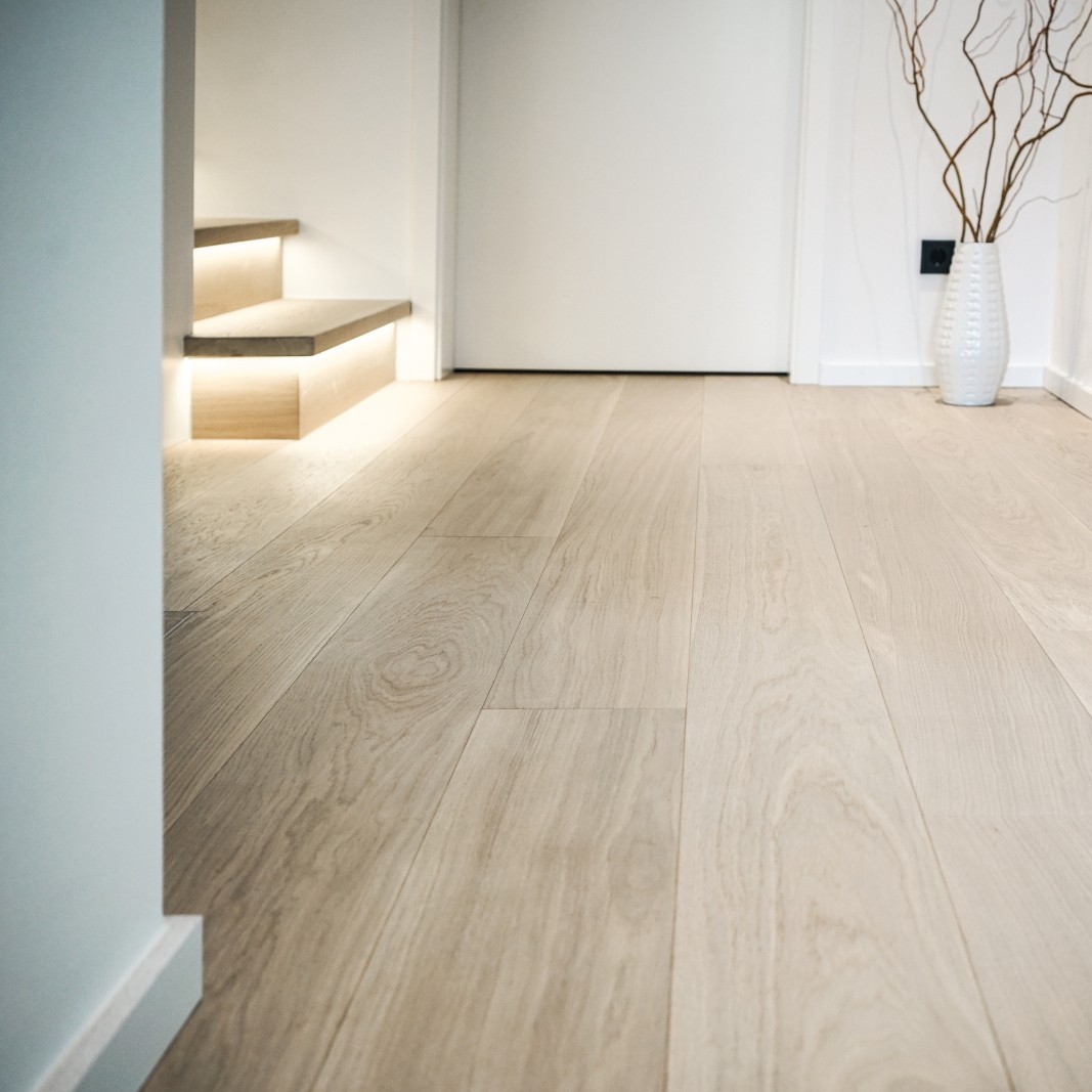 Treppe Dielen Super White