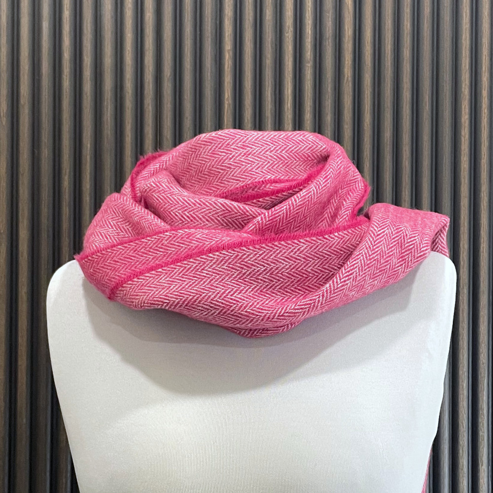 Pink Wollschal, Lambswool, Schafwolle, Herringbone