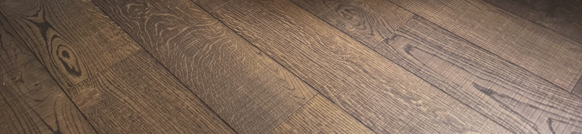 Dielen Eiche Chestnut - Sägerau Dunkelbraune Eichendielen