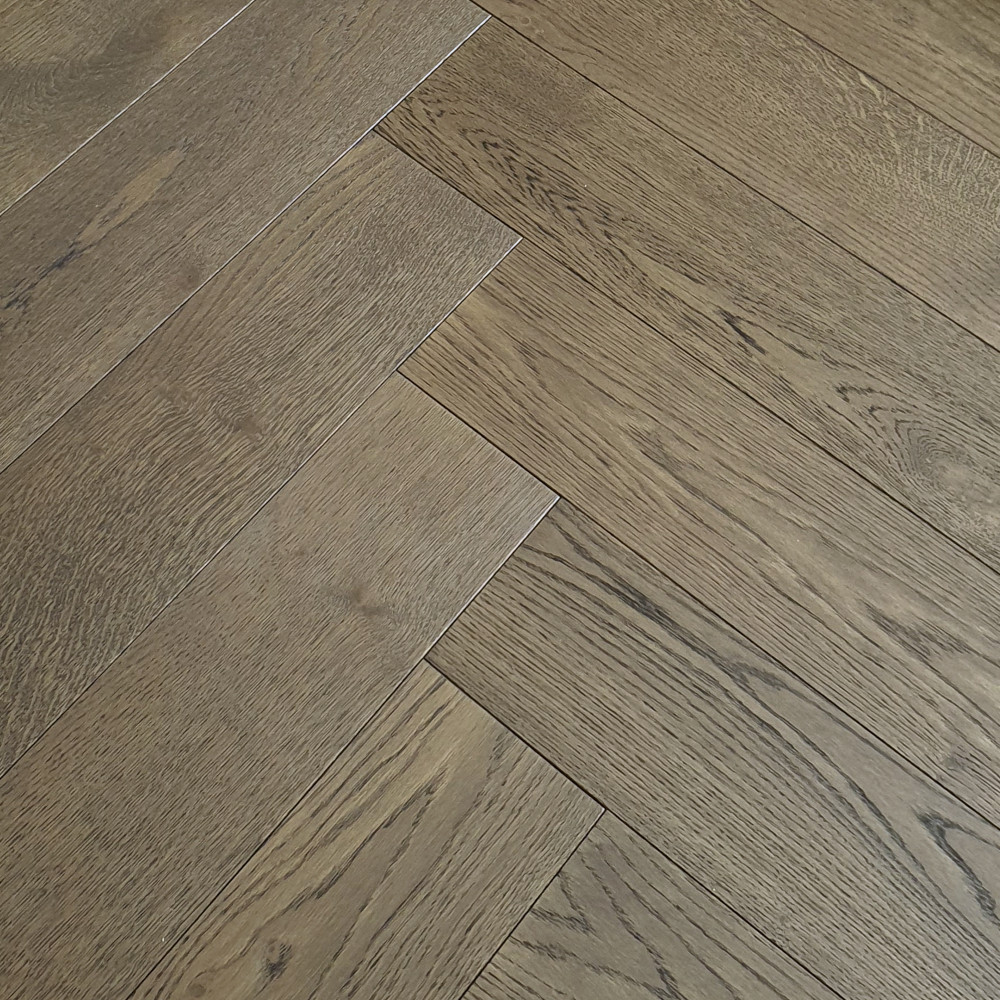 Fischgrät Eiche Almond Braunes Parkett Eichenparkett Herringbone