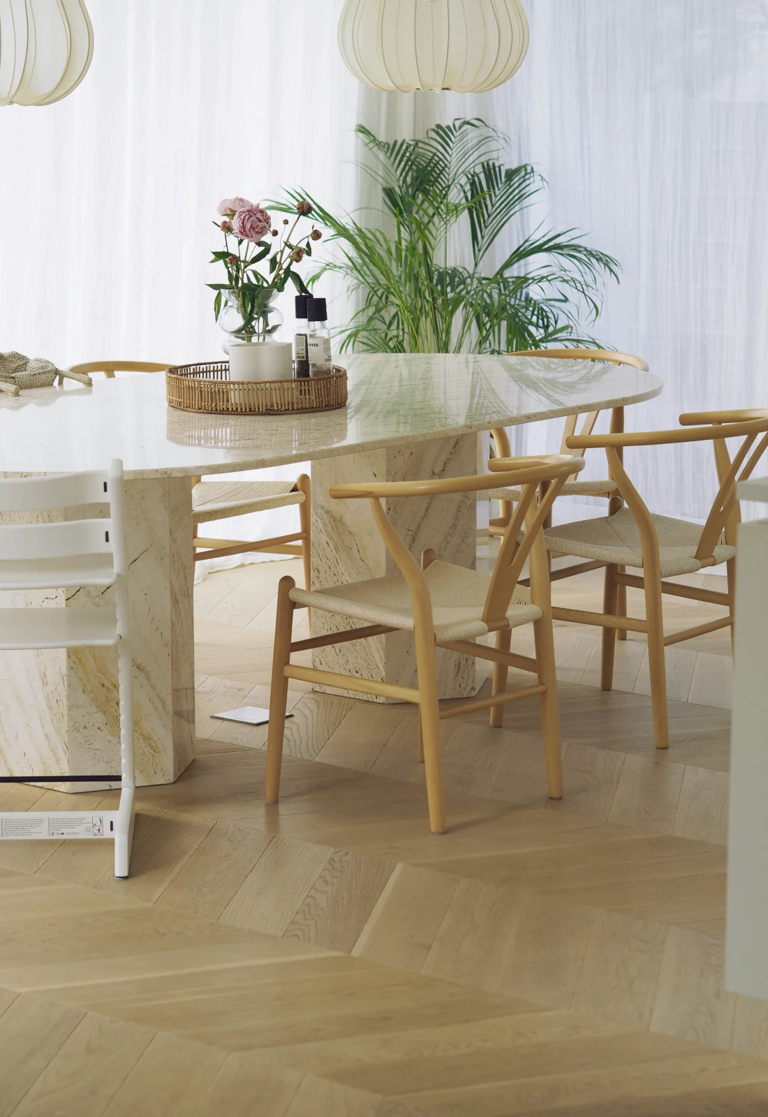 Franz. Fischgrät Eiche Creamy Pony  Chevron Eichenparkett