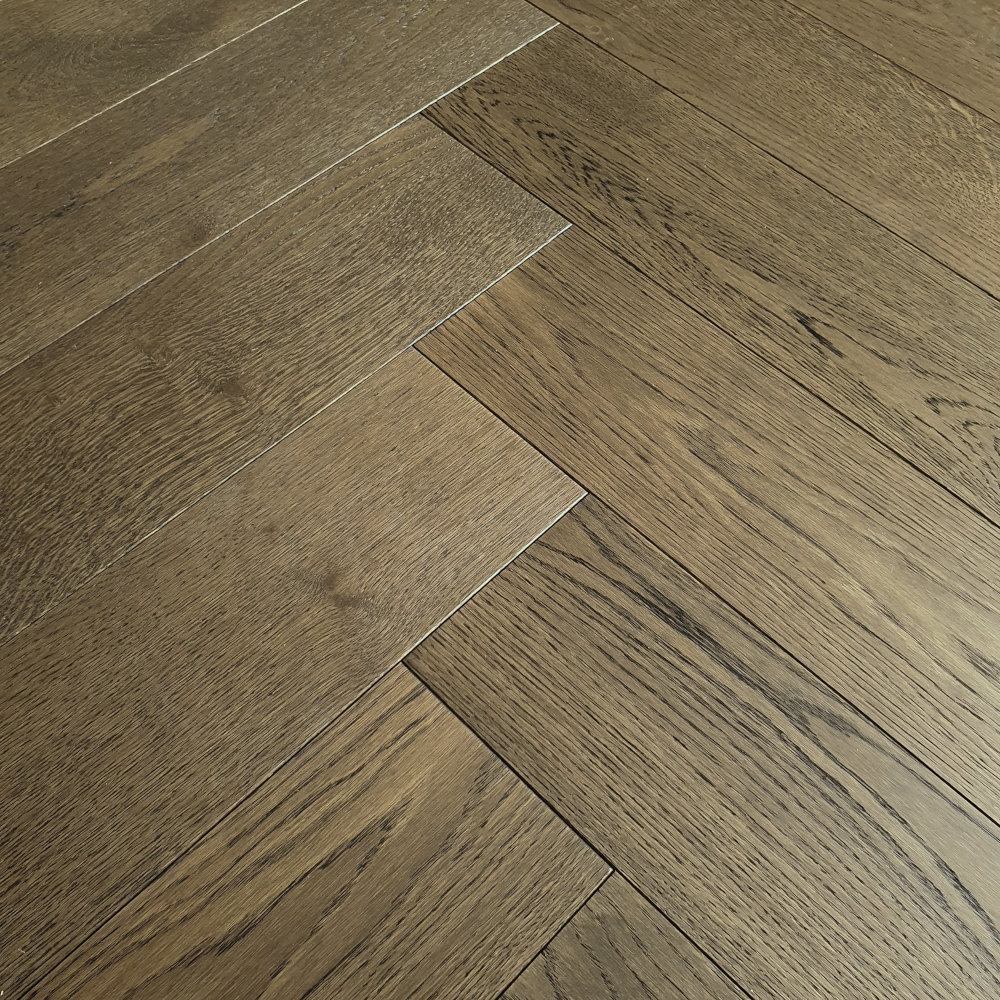 Fischgrät Eiche Almond Braunes Parkett Eichenparkett Herringbone