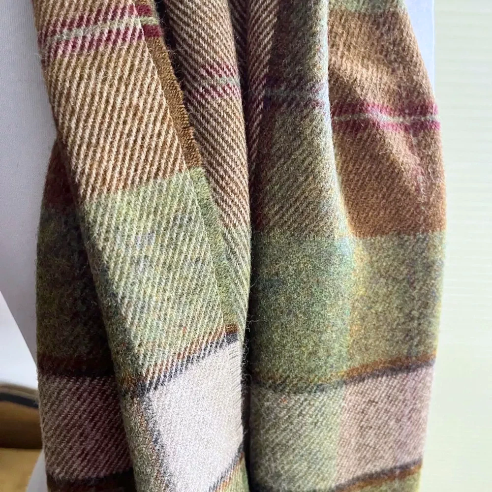 Weicher Wollschal Forrest aus Schurwolle Grün-braun karierter Herrenschal, Lambswool