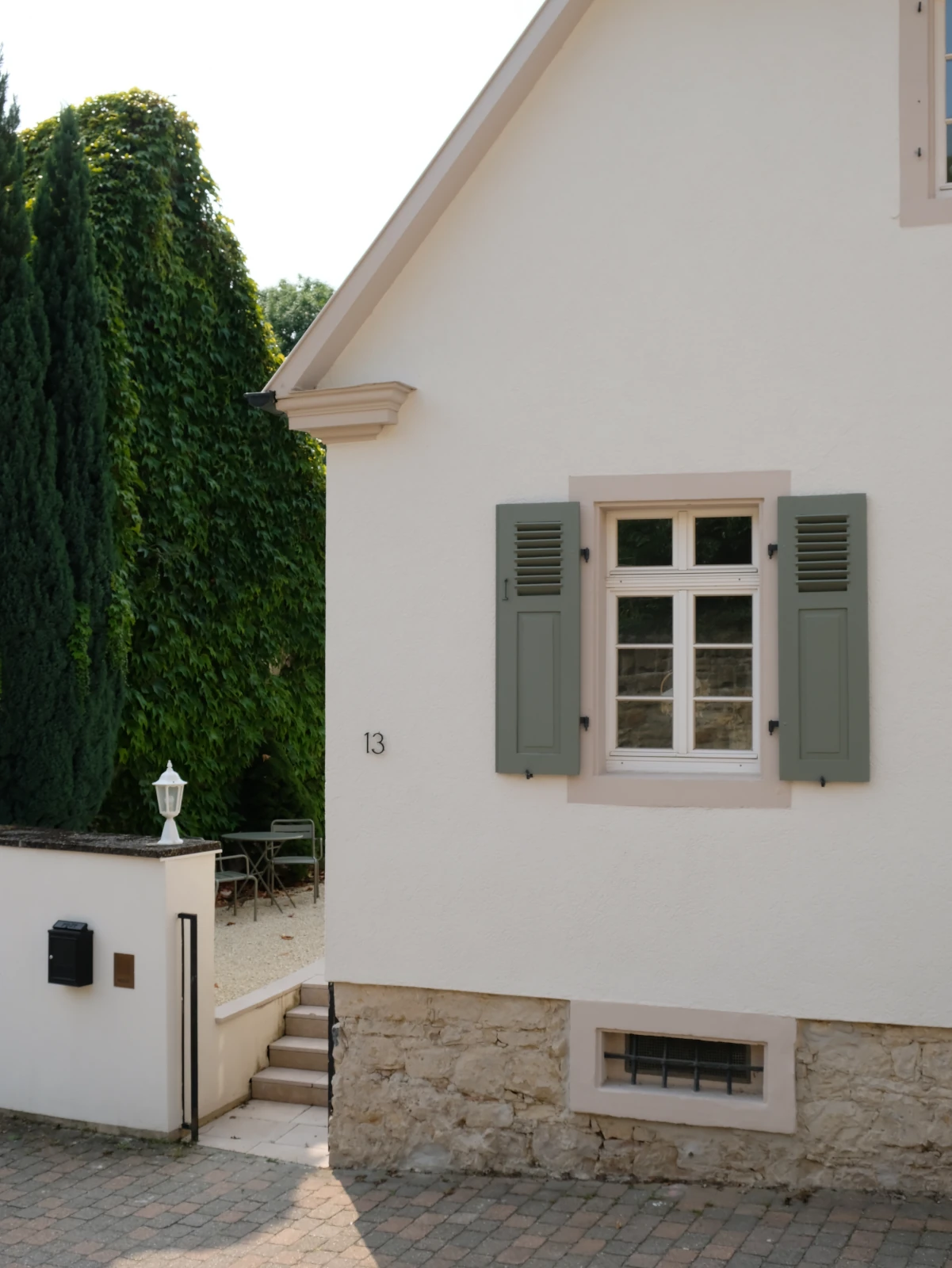 Altes Pfarrhaus, Siebzehn49