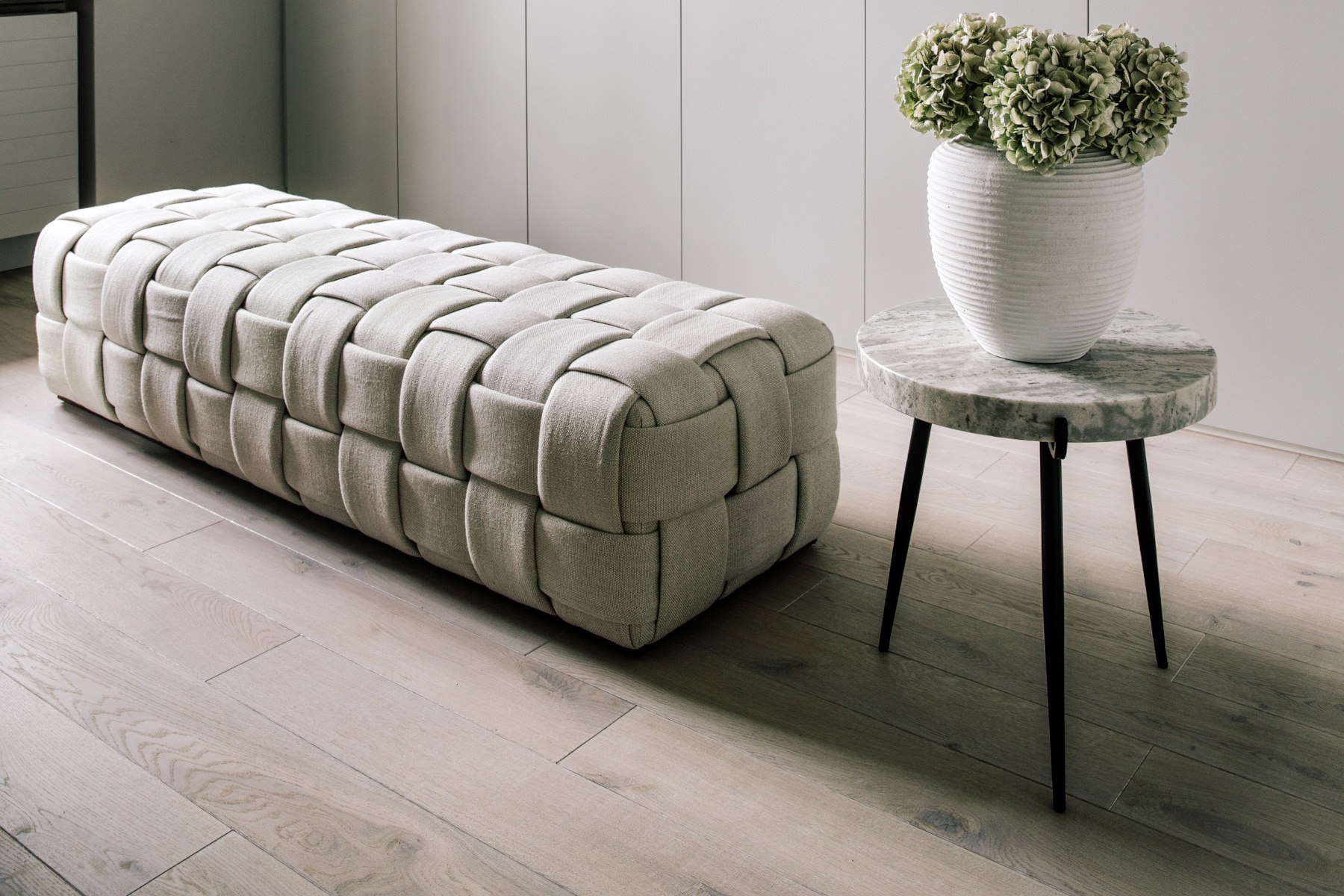 Dielen Eiche Noblesse Polar White Parkett weiß antik Schweiz Villa