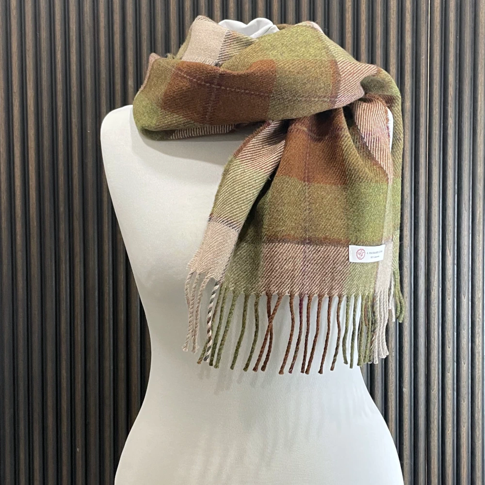 Weicher Wollschal Forrest aus Schurwolle Grün-braun karierter Herrenschal, Lambswool