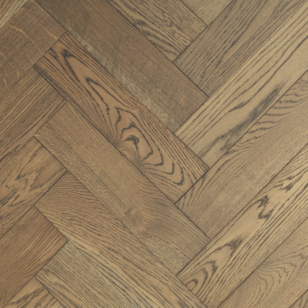 Fischgrät Eiche Walnut - Sortierung Living mit Splint Braunes Fischgrätparkett