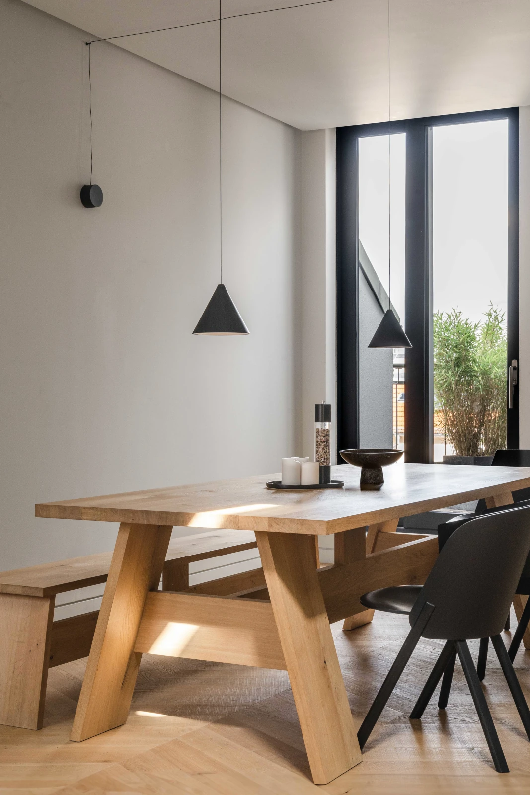 Französisches Fischgrät Clear White Sägerau Helles Chevron, Foto Giulia Maretti