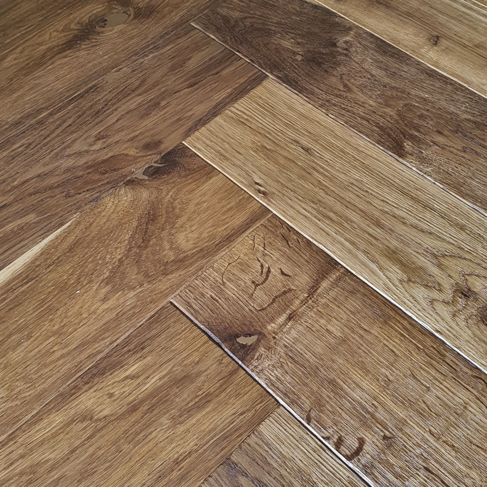 Fischgrät Eiche Caramel Pony, Robust Räuchereiche Antikparkett