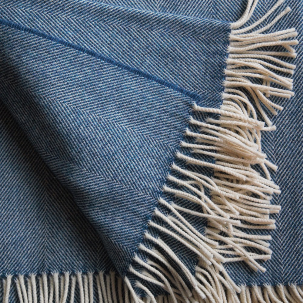 Weiches Plaid aus Schurwolle, Blue Coast grün-blaue Wolldecke Lammwolle Irland