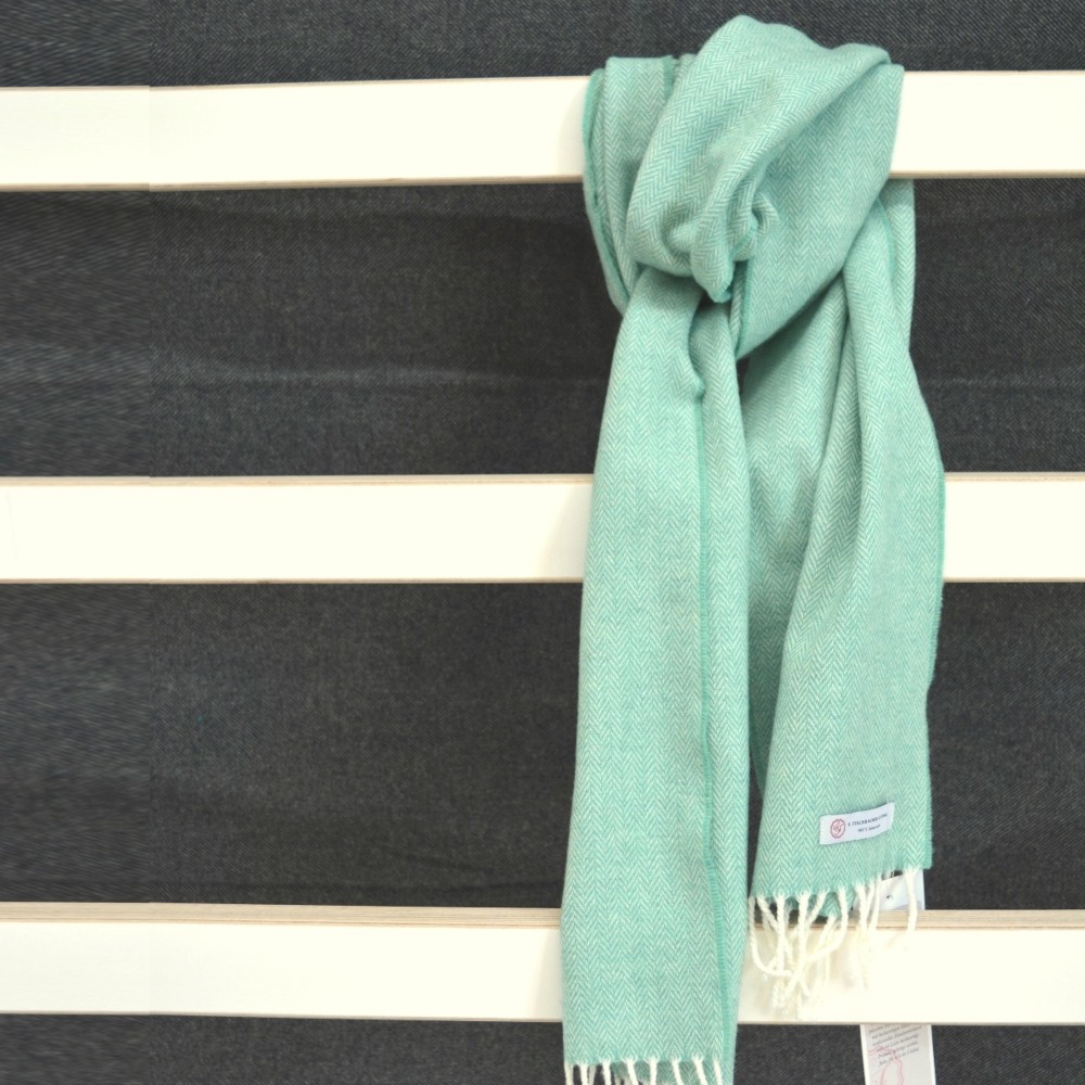 Weicher Wollschal aus Schurwolle, Peppermint, Fischgrätmuster Mintgrüner Wollschal, Lambswool, Schafwolle, Herringbone