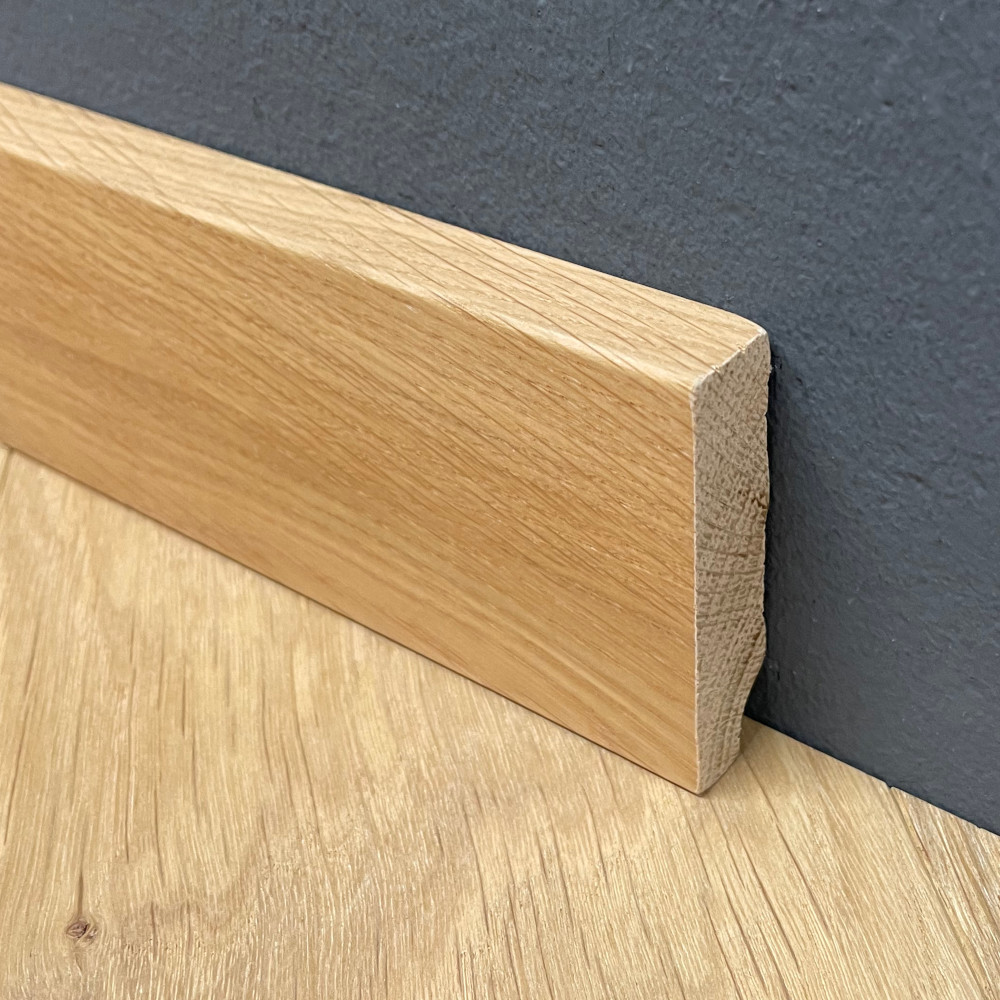 Sockelleiste Eiche kantig, geölt oder lackiert Sockelleiste Eiche kantig, geölt oder lackiert