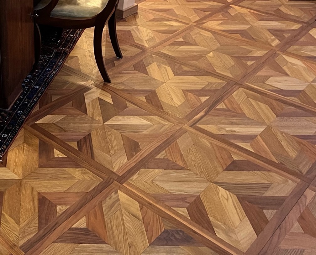 Tafelparkett Eiche Terra / Walnuss mit Antikbearbeitung Edle Parkett-Tafeln