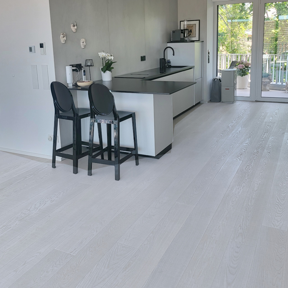 Dielen Eiche Intensive White - Sägerau Weiße Eichendielen