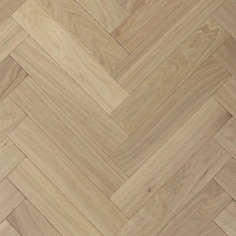 Helles Fischgrät-Parkett