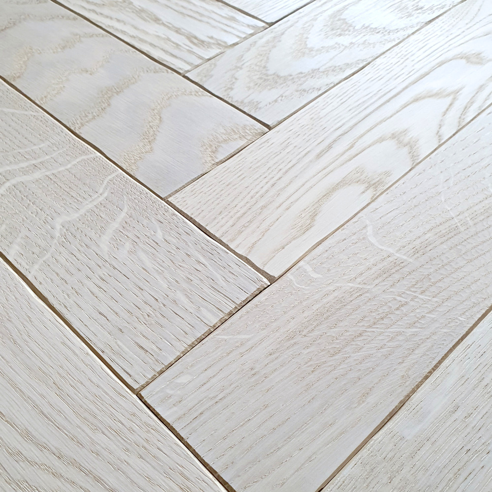 Fischgrät Antik Snow Horse Weißes Antikparkett Massivholz