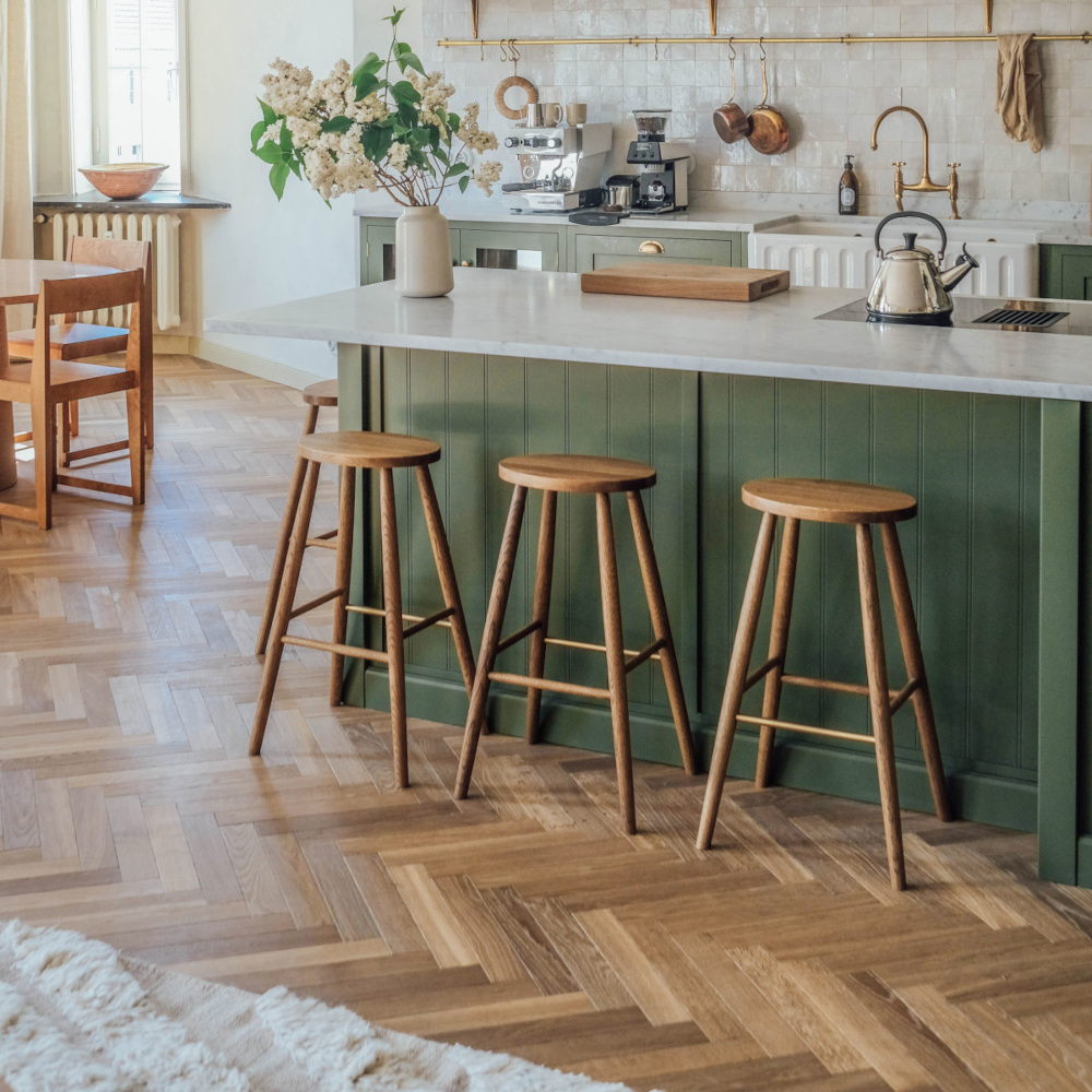 Fischgrät Eiche Smoky Horse - Greige, St. Oak Apartments Massivholz, Räuchereiche, Klassisches Fischgrät