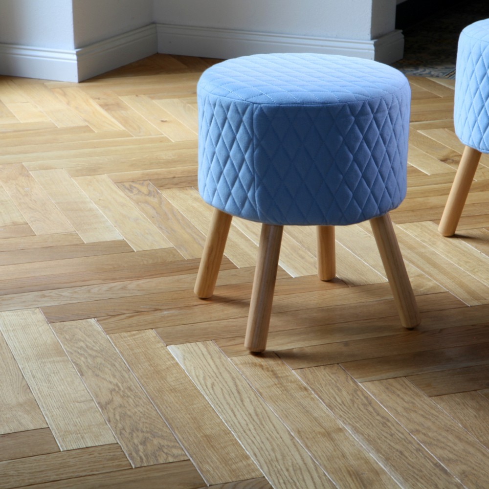 Fischgrät Antik Golden Horse, Sortierung Natur Fischgrät-Parkett im natürlichen Eichenton