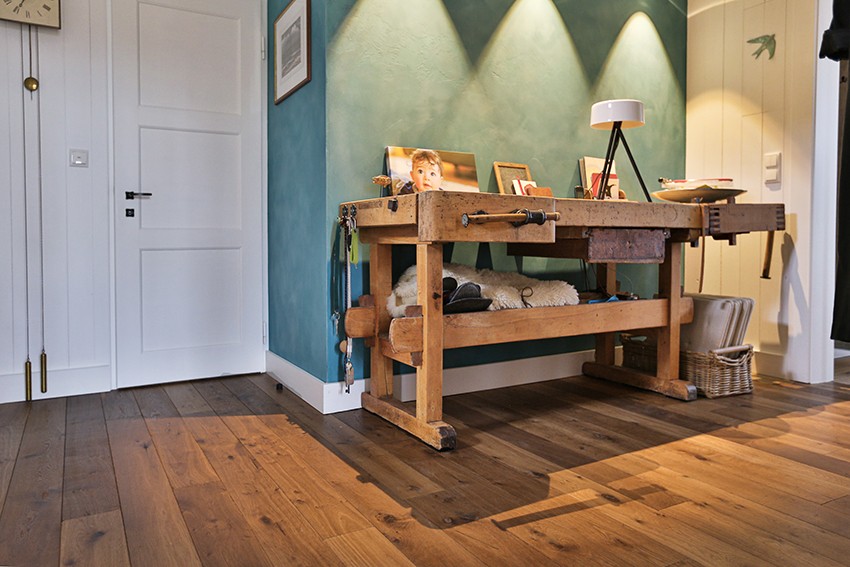 Landhausdielen Räuchereiche Antik Perpignan  Historisches Seehaus Antikparkett