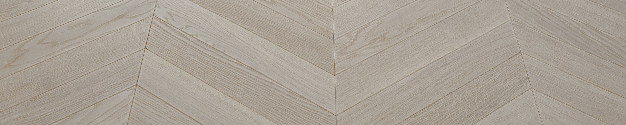 Französisches Fischgrät 60 °, Eiche massiv, Noblesse Polar White Chevron Massivholz, weißes Parkett