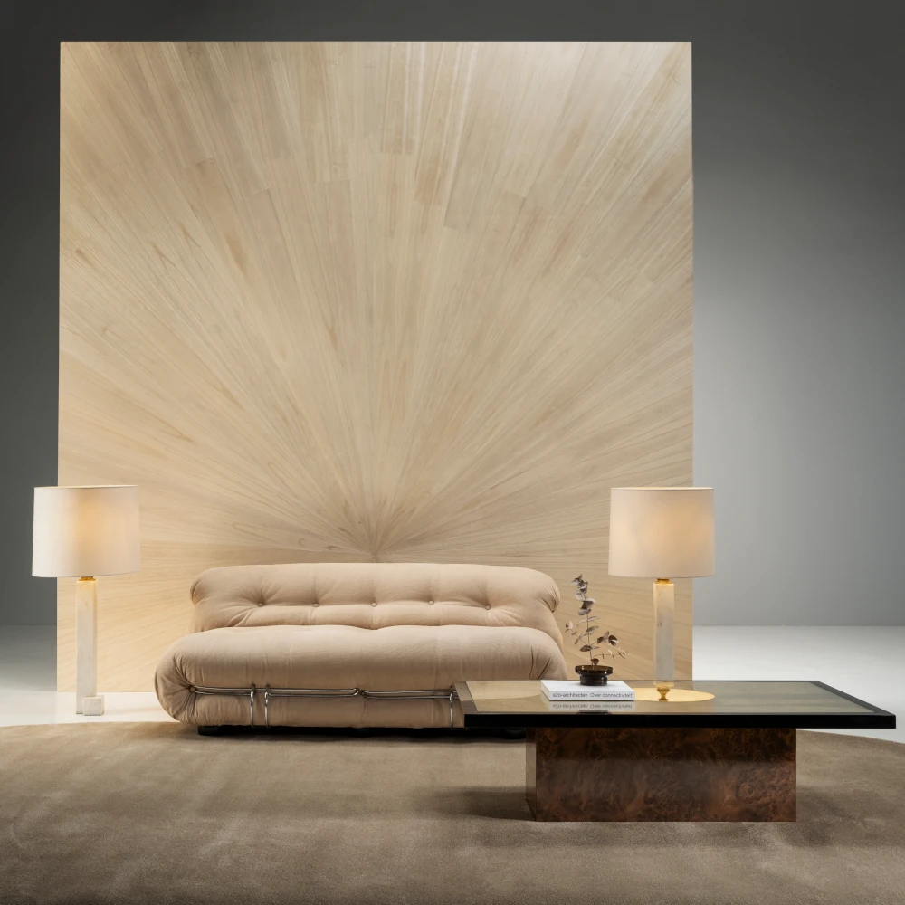 Sunburst – Natural – 90510 Exklusive Wandtapete mit Couch und Tisch