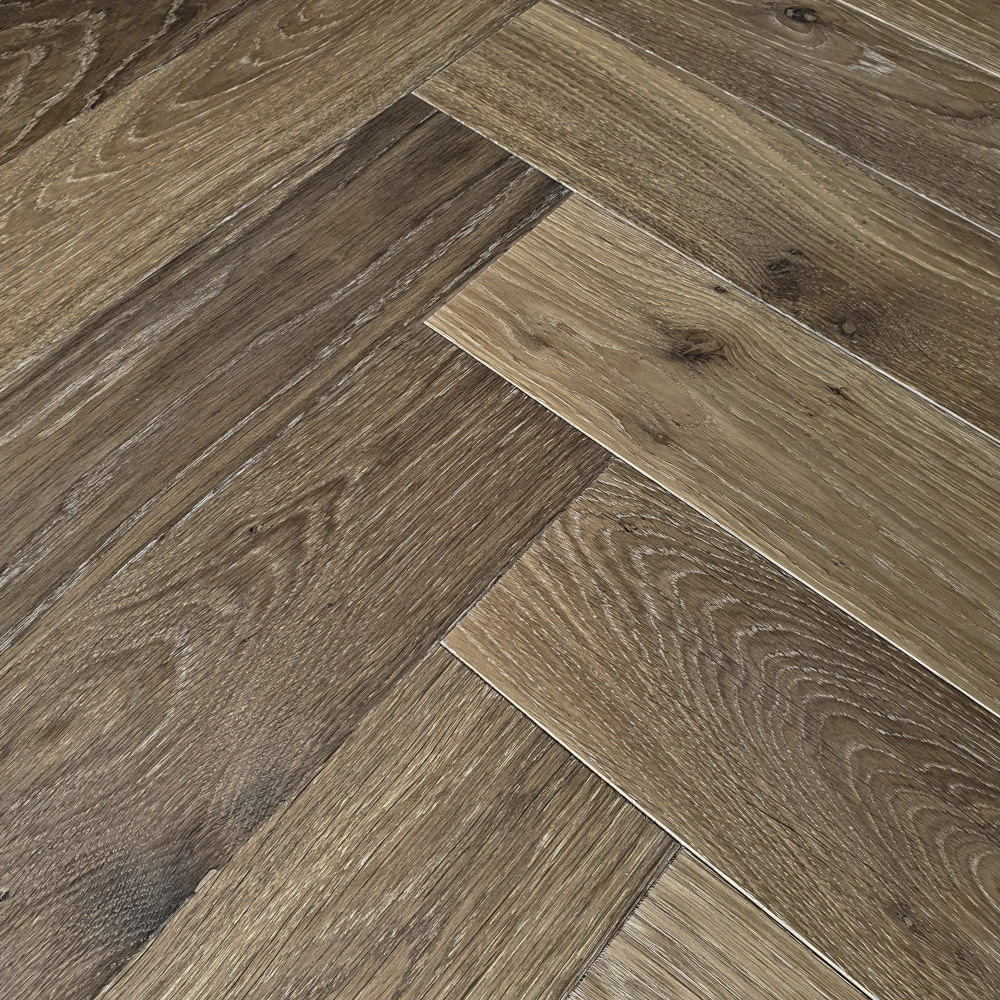 Fischgrät Eiche Desert Grey (geräuchert) Räuchereiche, graubraunes Parkett