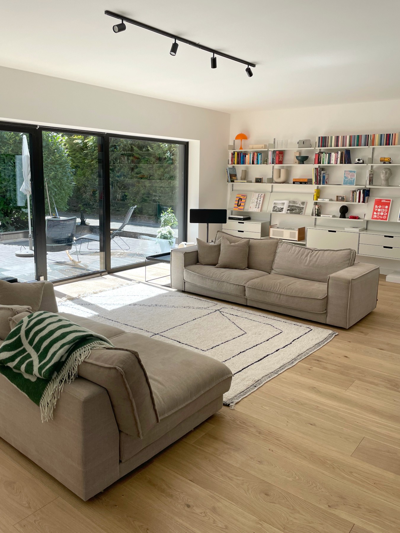 Helle Eichendielen im Farbton Clear White Landhausdielen Eiche im Familienheim