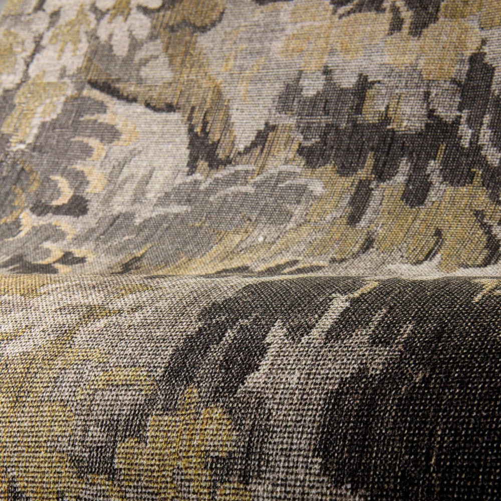 Dioré – Mustard – 48012 Tapete im Wandteppichstil