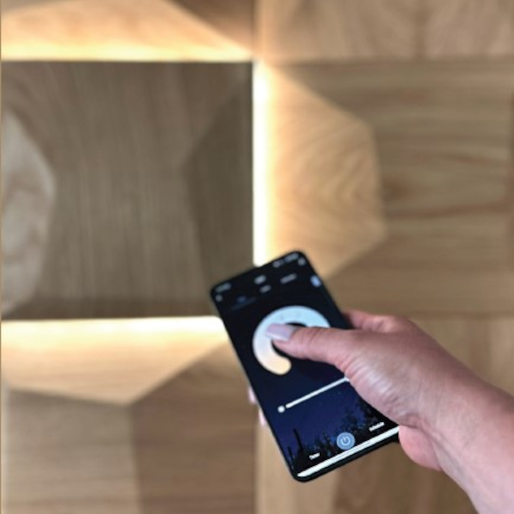 Steuerung der LED-Elemente - Dimmen, Lichtfarbe Wandverkleidung, indirekte Beleuchtung LED