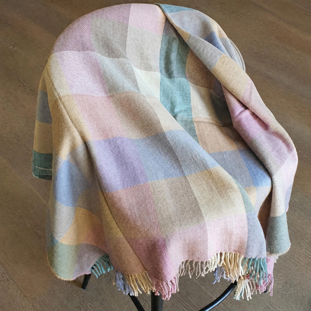 Weiches Plaid aus Schurwolle, Sally's Choicen Karierte Wolldecke Pastellfarben