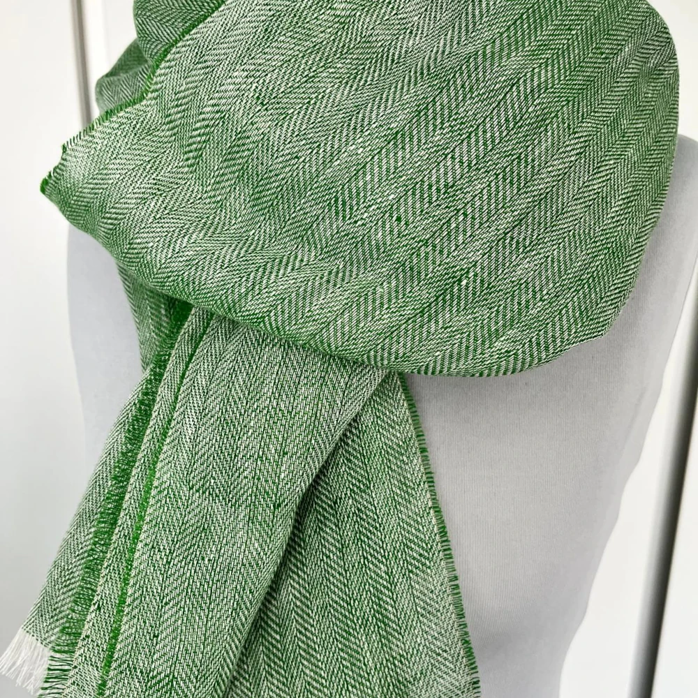 Leinenschal Apple Green Grüner Leinenschal aus Irland