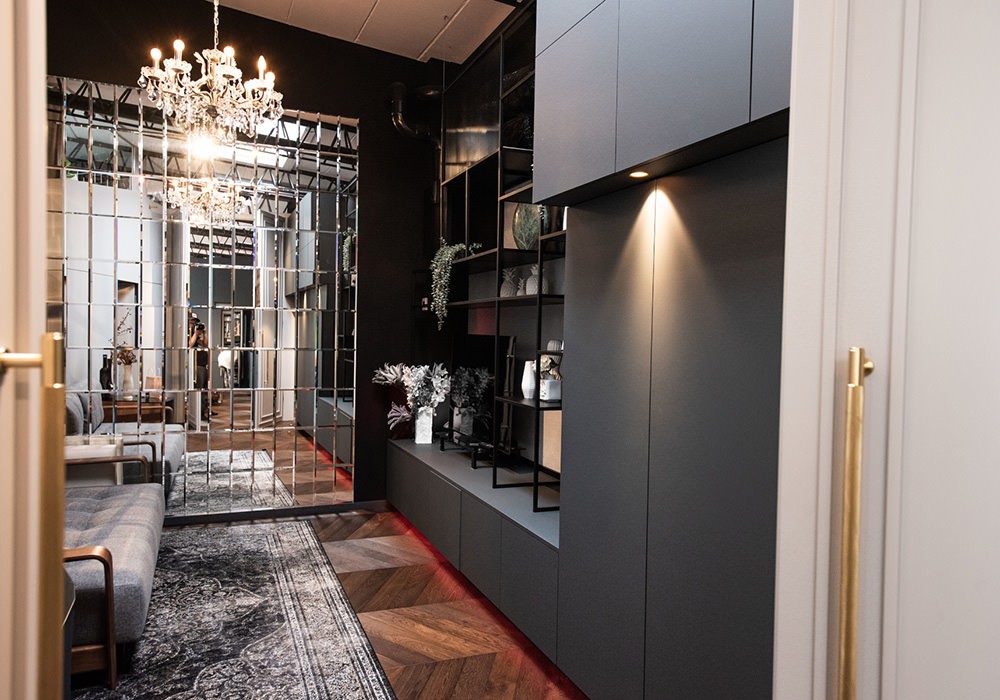 Französisches Fischgrät Eiche Colombian im Loft Chevron Räuchereiche Sanierung