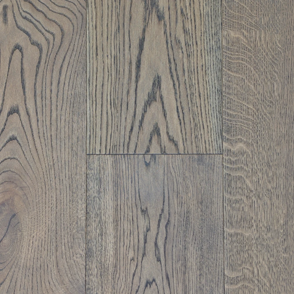 Eiche Pecan fortified (stark strukturiert) Grau-braune, tief strukturierte Eichendielen