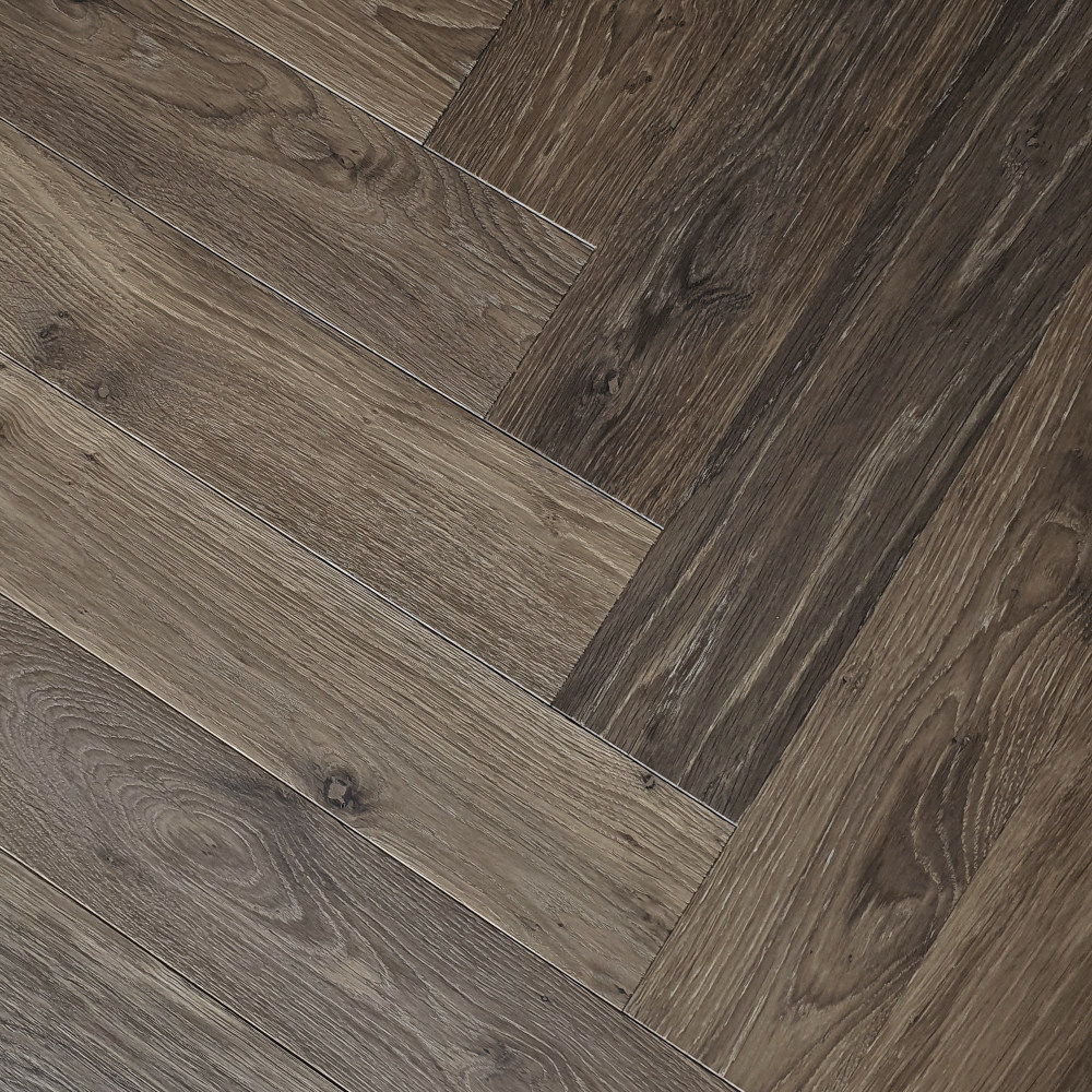 Fischgrät Eiche Desert Grey (geräuchert) Räuchereiche, graubraunes Parkett