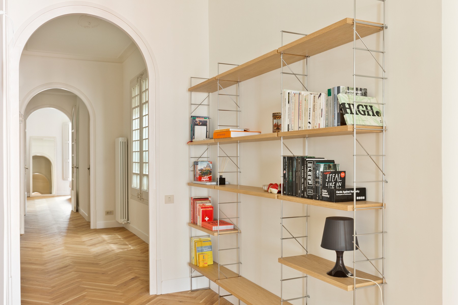 Fischgrät Antik Golden Horse, Barcelona Altbau Denkmalschutz Katalanischer Jugendstil