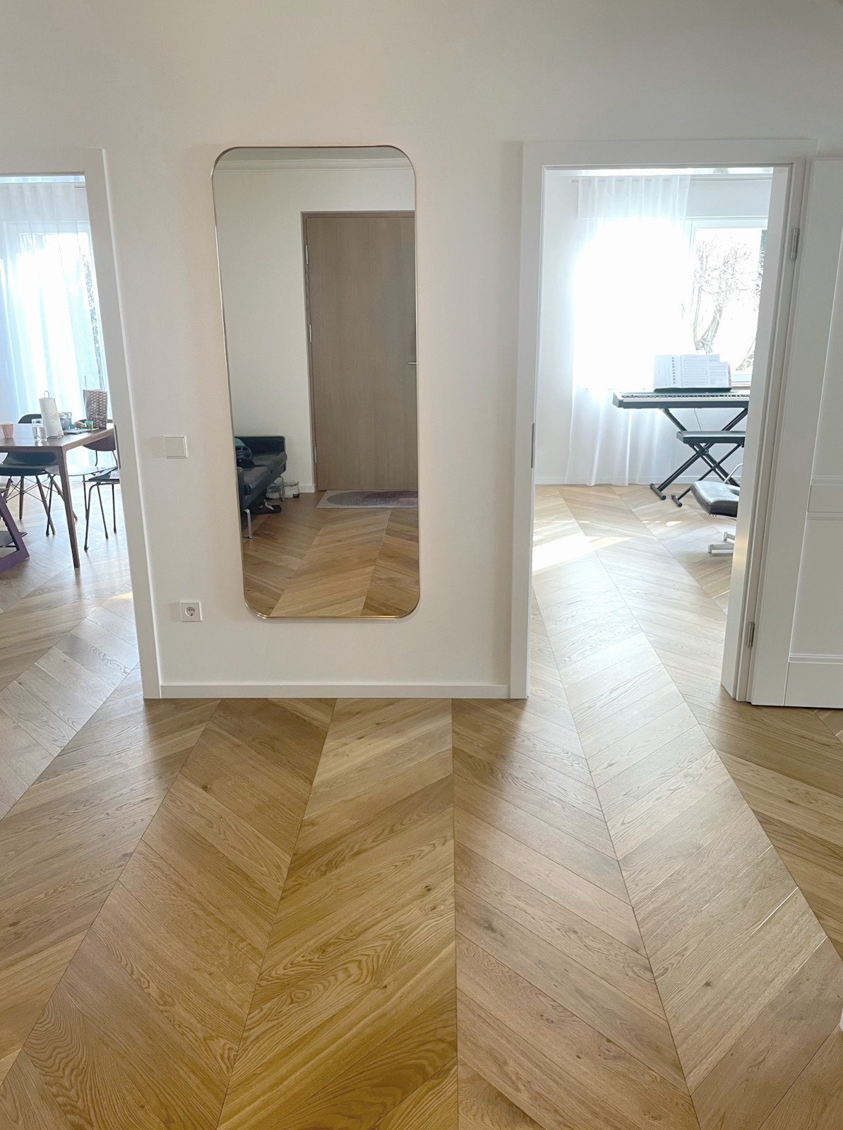 Franz. Fischgrät Eiche Caramel (geräuchert), Select Chevron hellbraunes Parkett Räuchereiche