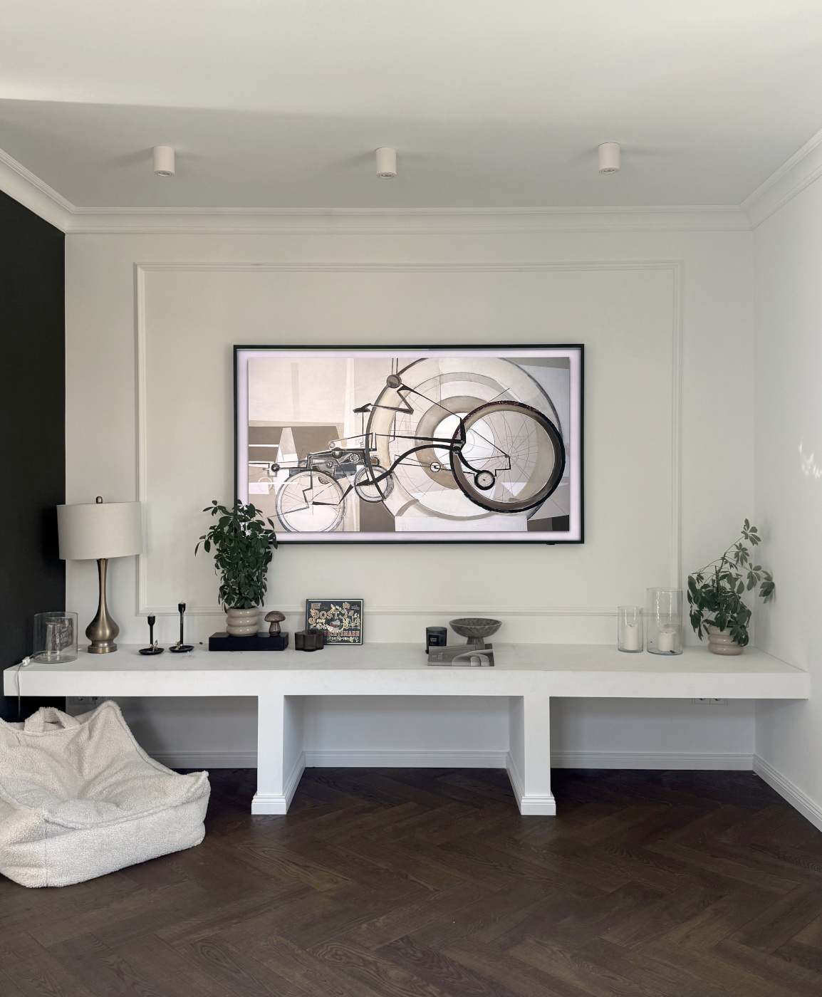 Dunkelbraunes Fischgrätparkett