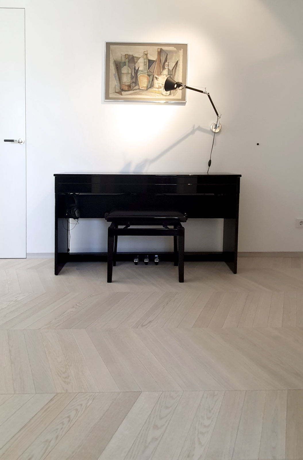 Französisches Fischgrät 60 °, Eiche massiv, Noblesse Polar White Chevron Massivholz, weißes Parkett