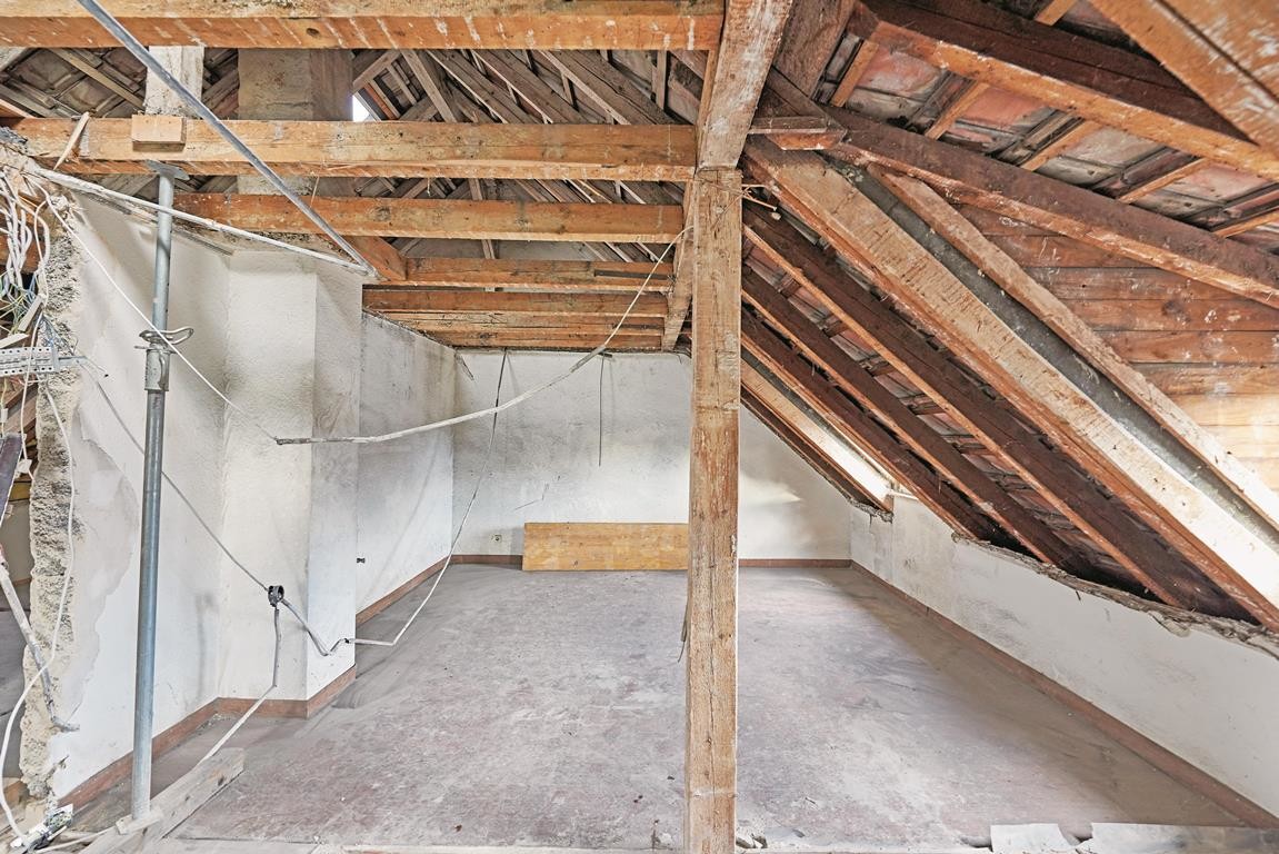 Sanierung Dachgeschoss Altbausanierung, Holzbalkendecke, Trockenestrich